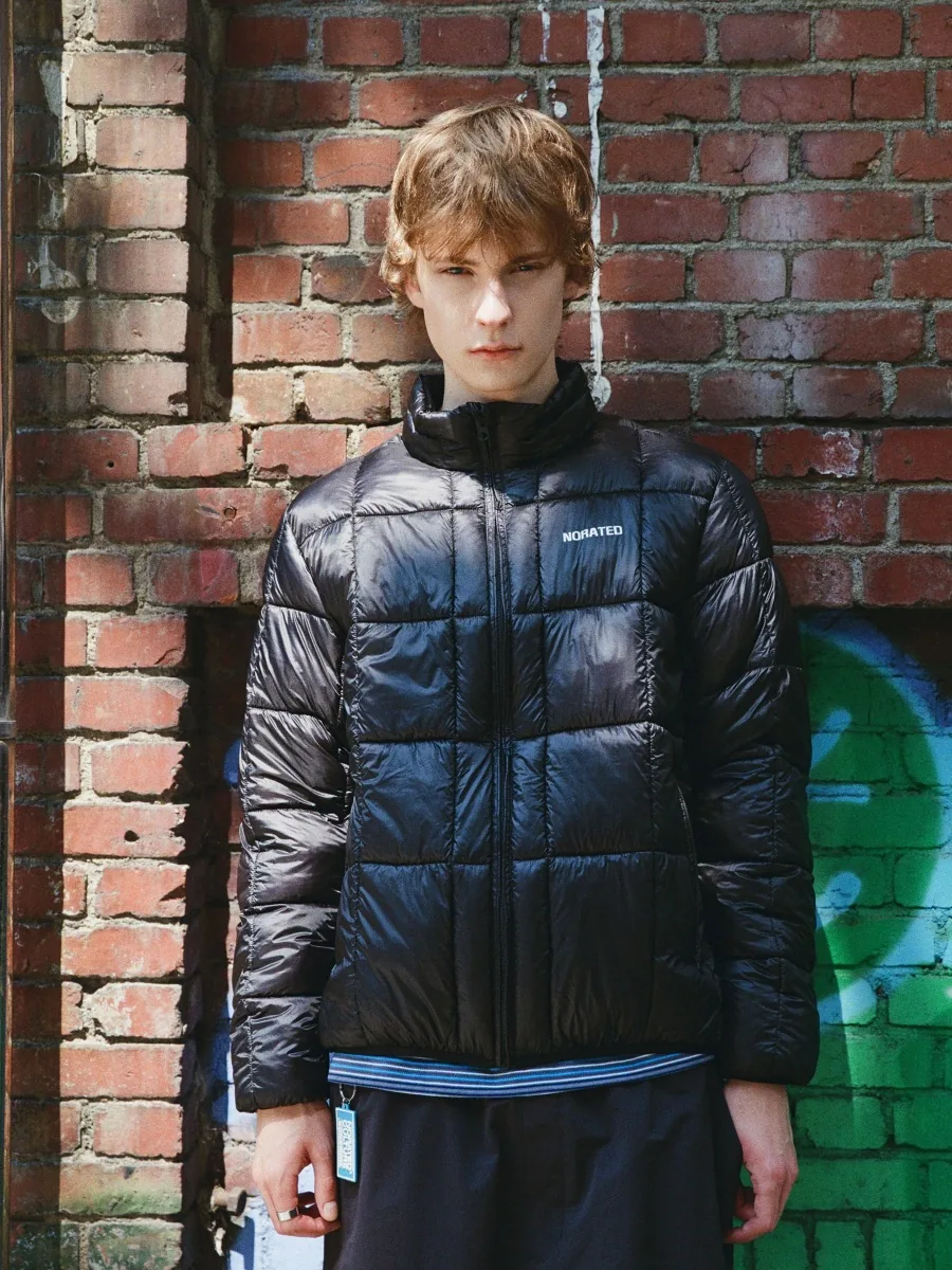 Lightweight Ball Padded Jumper