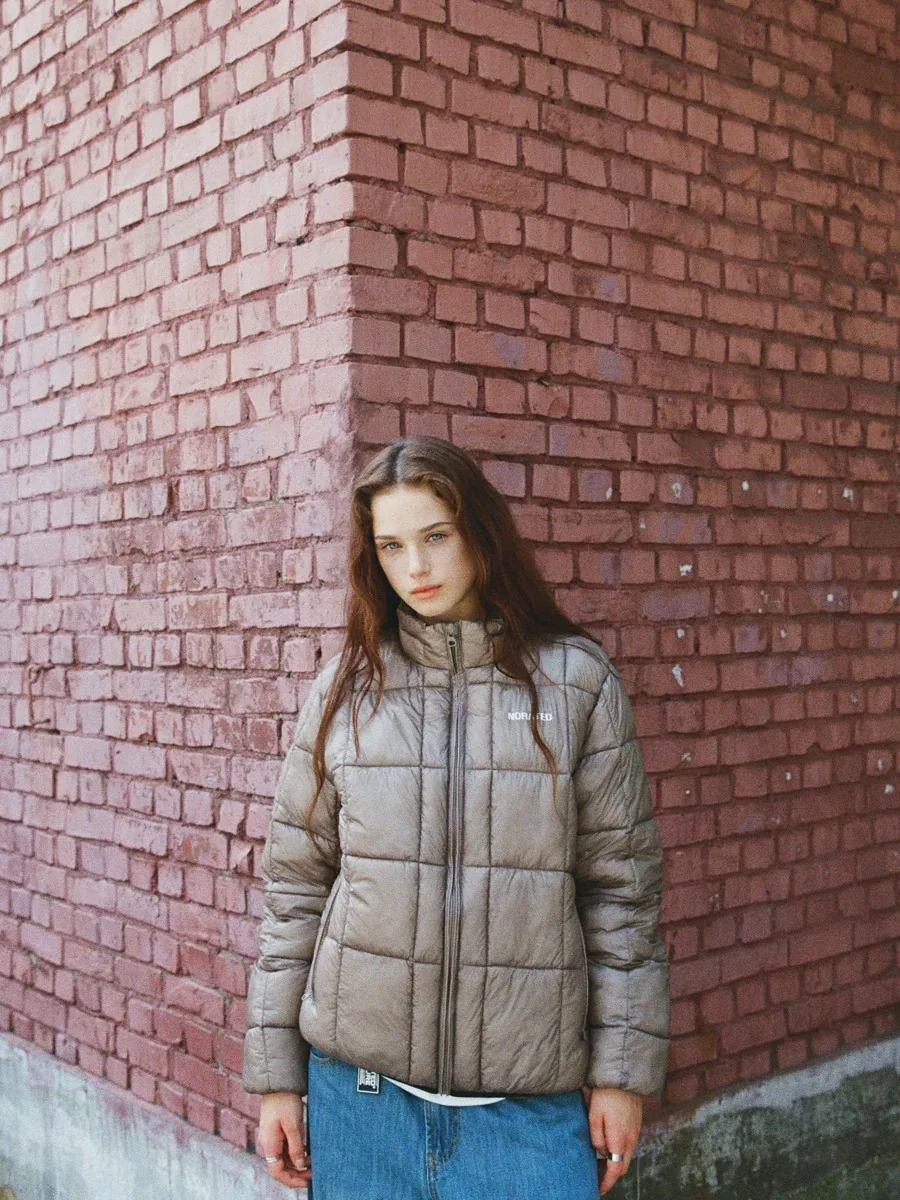 Lightweight Ball Padded Jumper