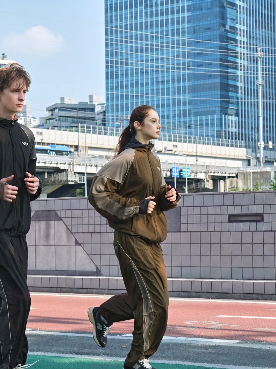 Contour Track Jacket 3